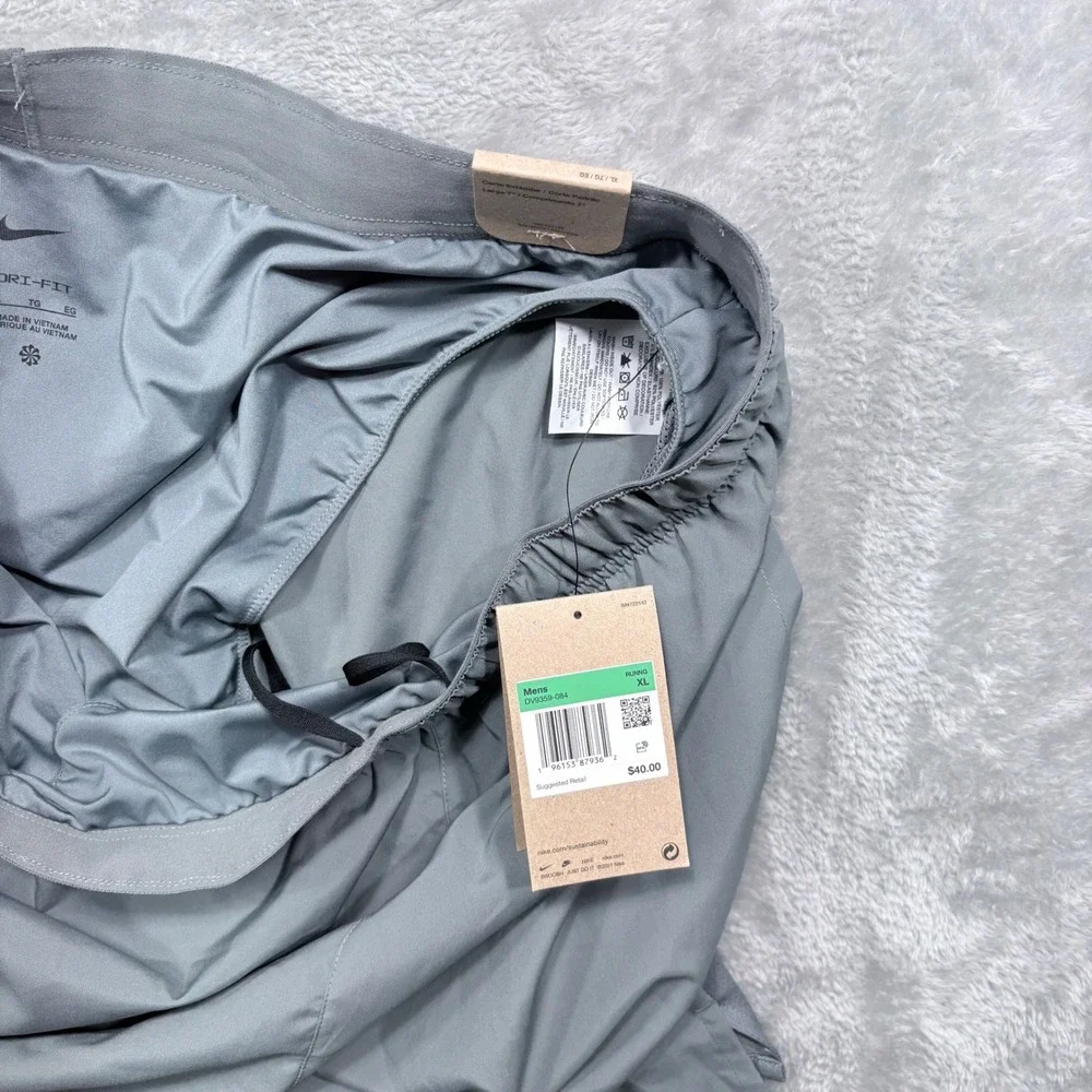 Nike Challenger Running Shorts Mens XL Gray 7